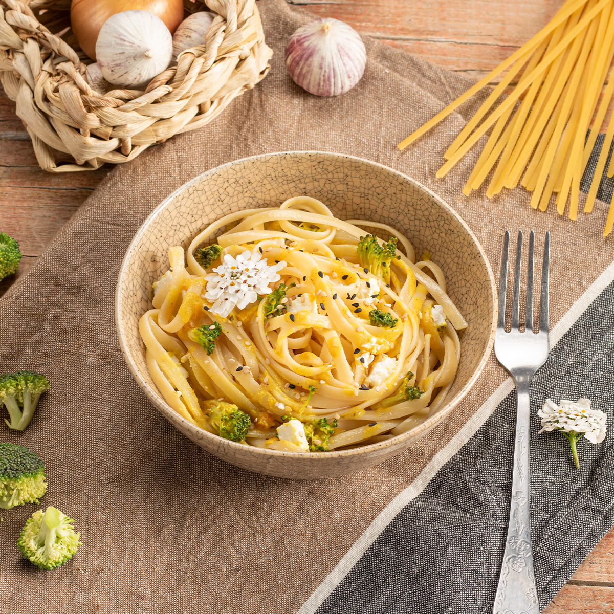 AG_Linguine_DI_Currysauce_Brokkoli_Feta_1200x1200px