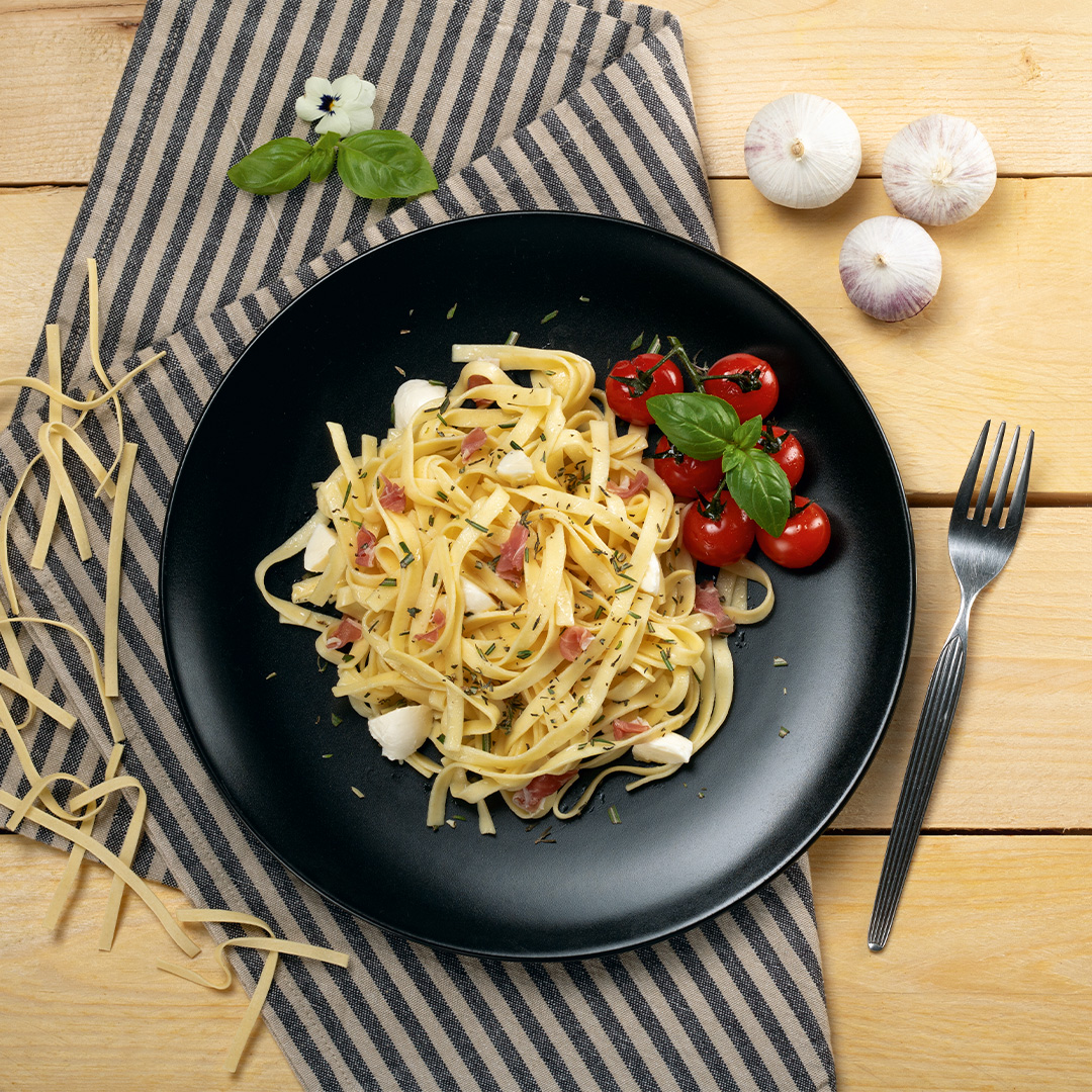 BE_glatte_Walz_gebackene_Tomate_Parma_1080x1080px