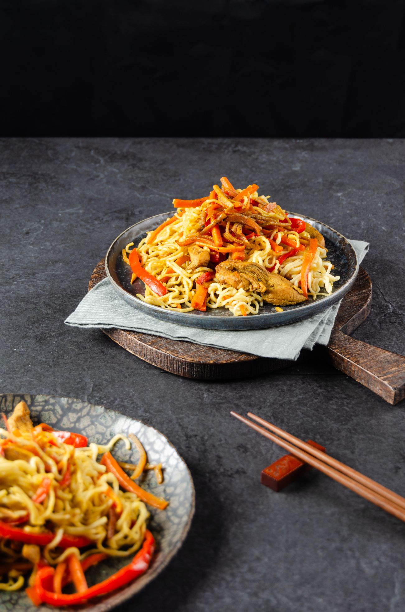 ASIA_gebratene_Mie_Noodles_Haehnchen_1_web